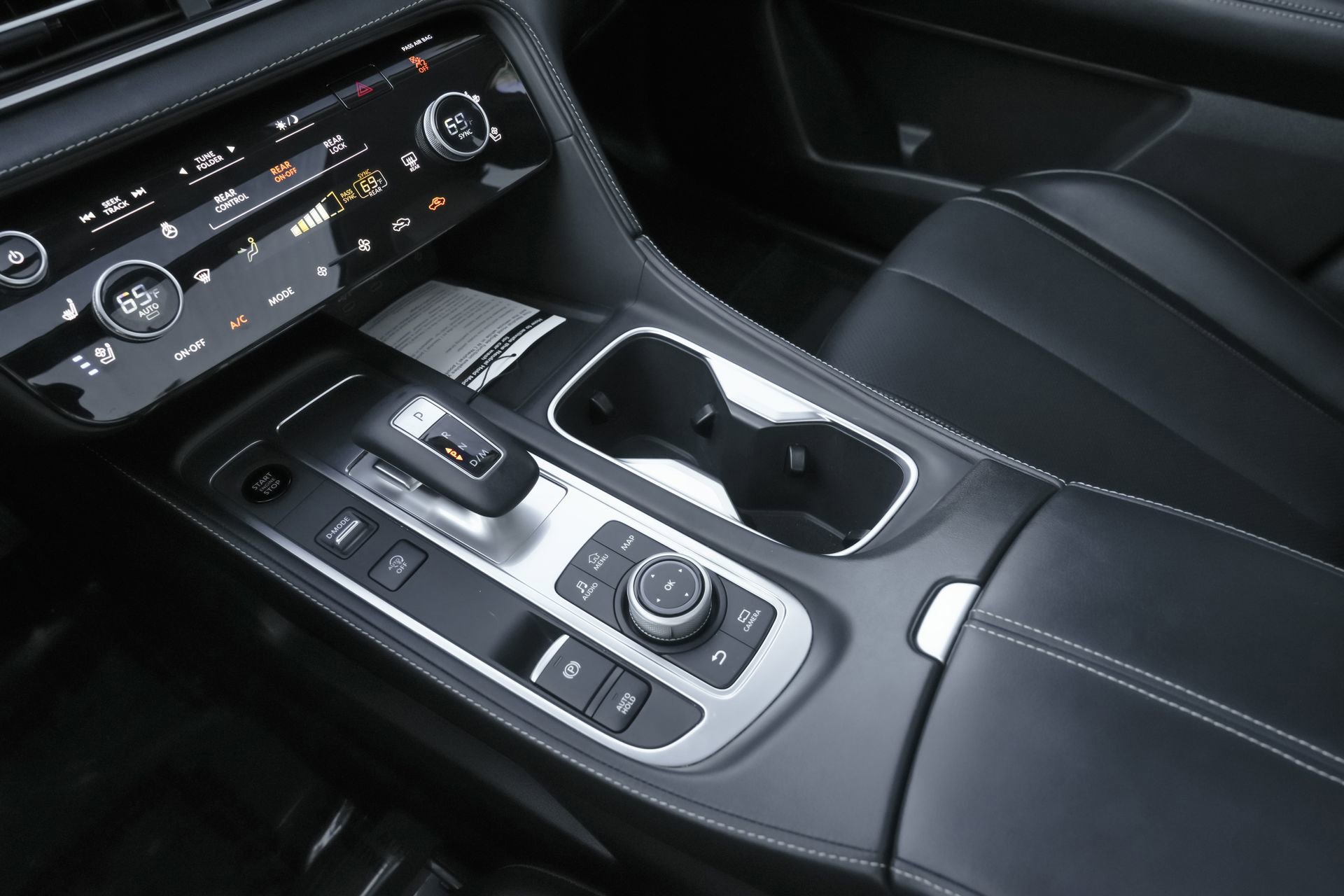 Used 2026 INFINITI QX60 Luxe w/ Cargo Package image 10