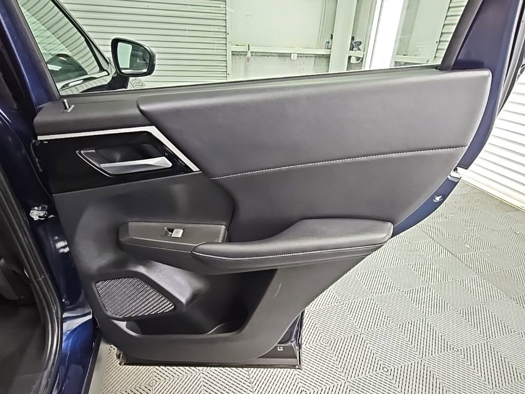 Used 2024 Mitsubishi Outlander SE image 38