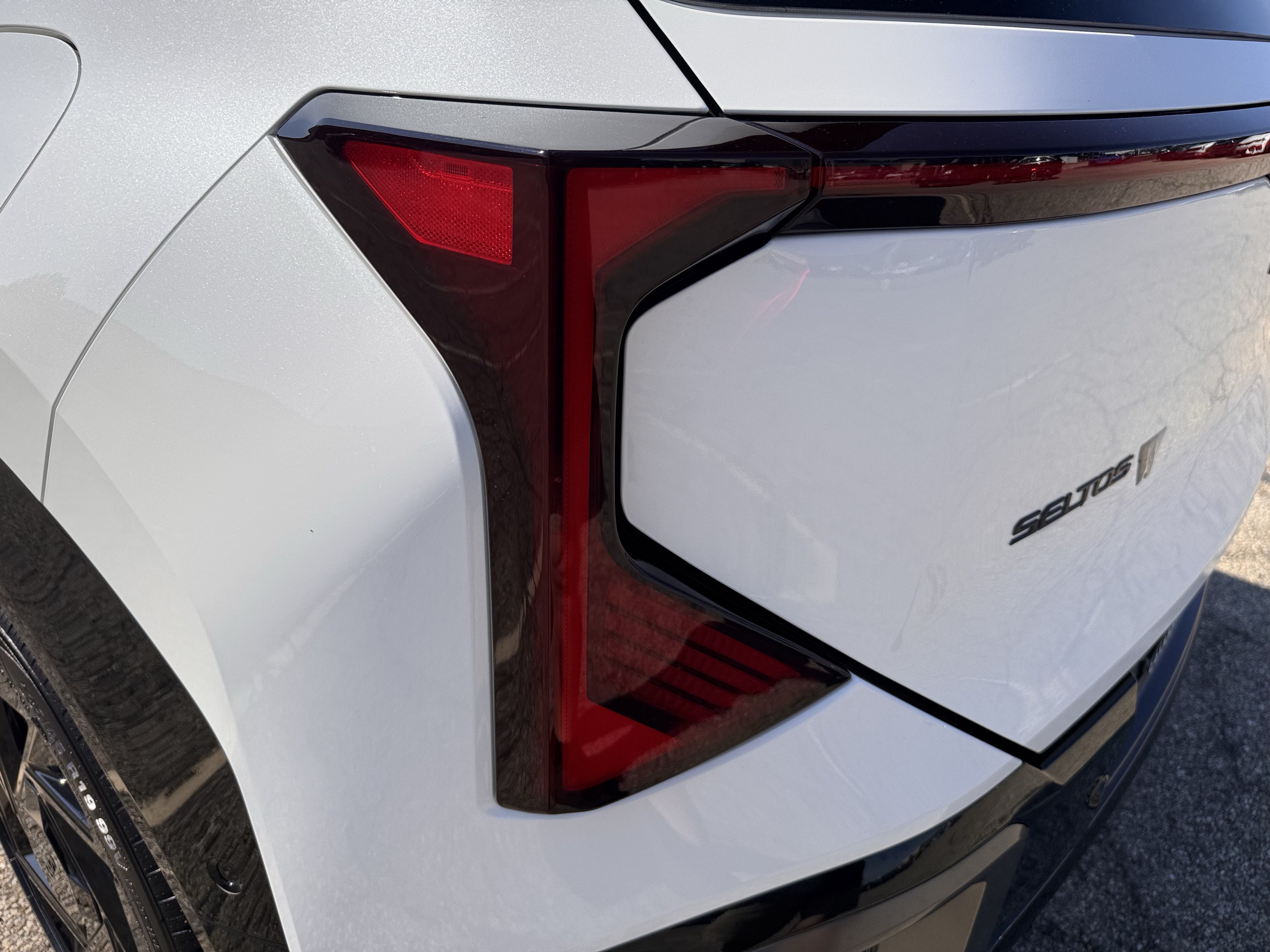 New 2027 Kia Seltos X-Line SX AWD/4WD image 15