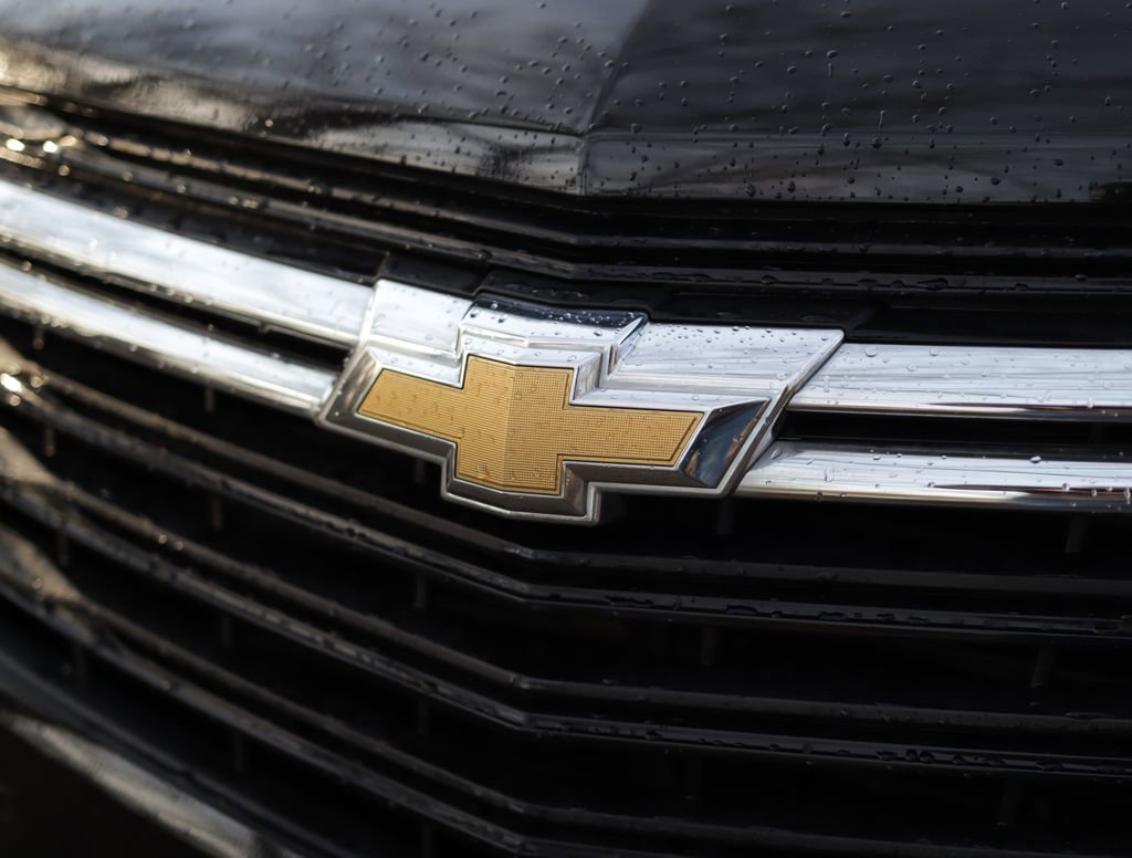Used 2024 Chevrolet Equinox LT w/ LPO, Floor Liner Package image 30