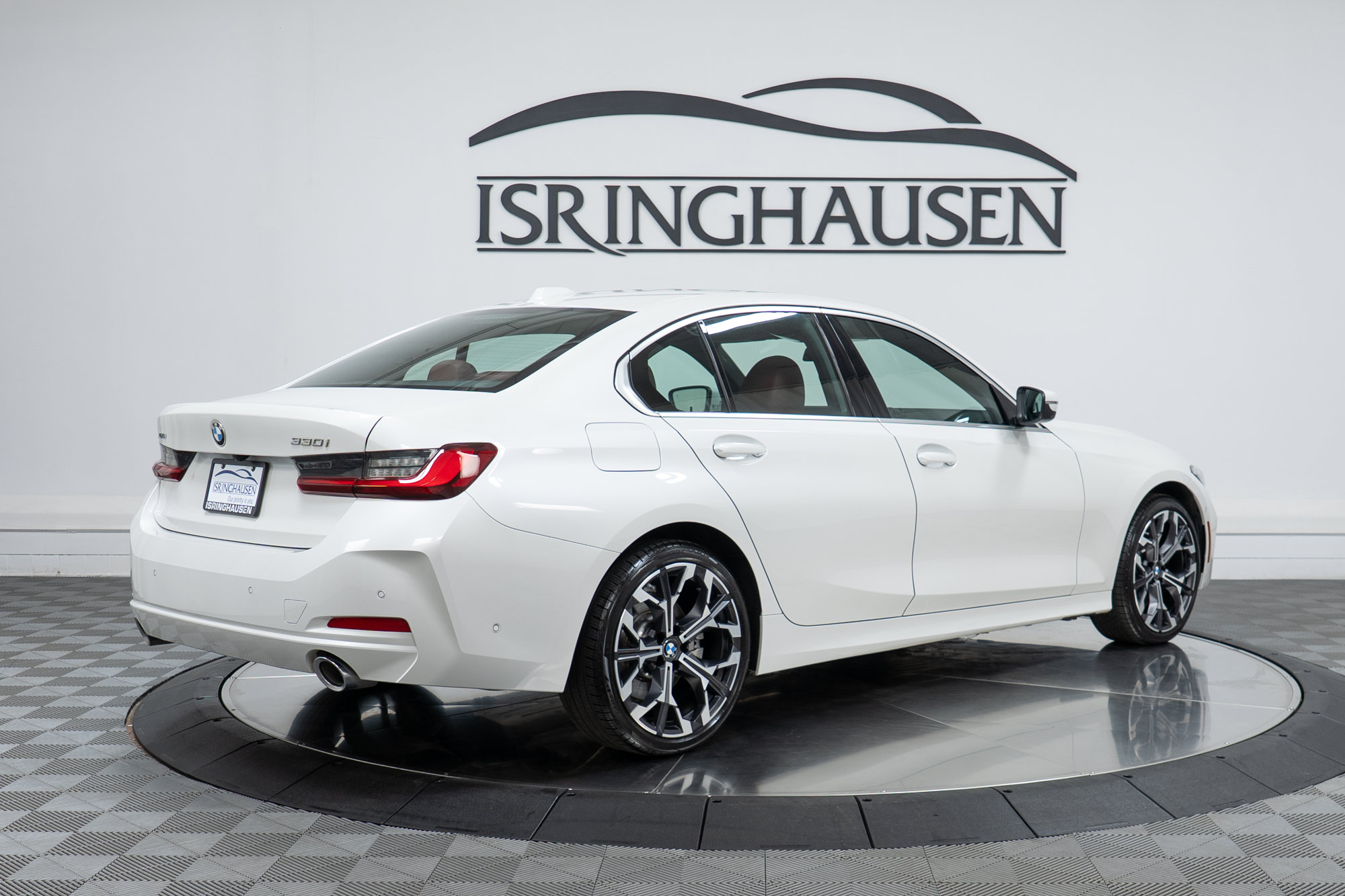 Used 2026 BMW 330i xDrive Sedan AWD/4WD image 5