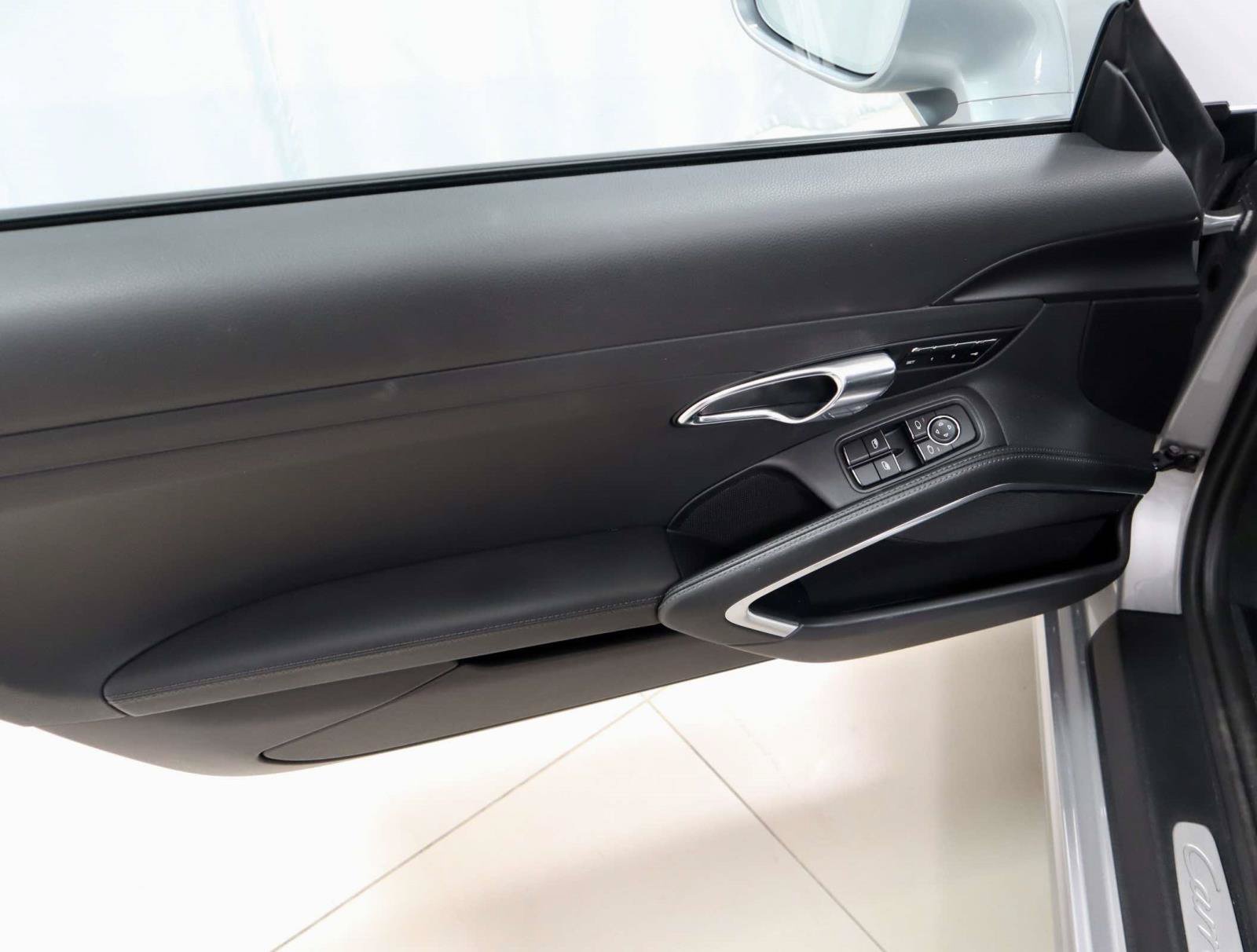 Used 2018 Porsche 911 Carrera S RWD image 19