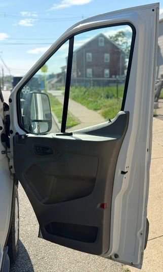 Used 2020 Ford Transit 250 148 High Roof Extended w/ Load Area Protection Package RWD image 27