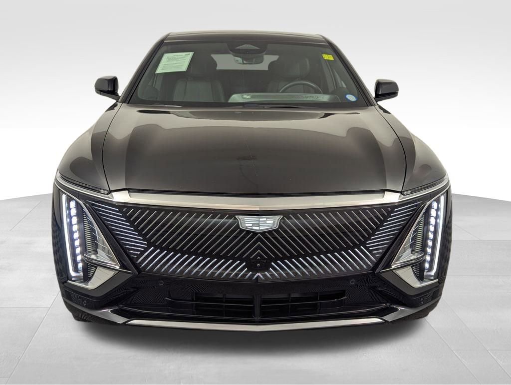 Used 2024 Cadillac Lyriq Luxury w/ LPO, Floor Liner Package image 17