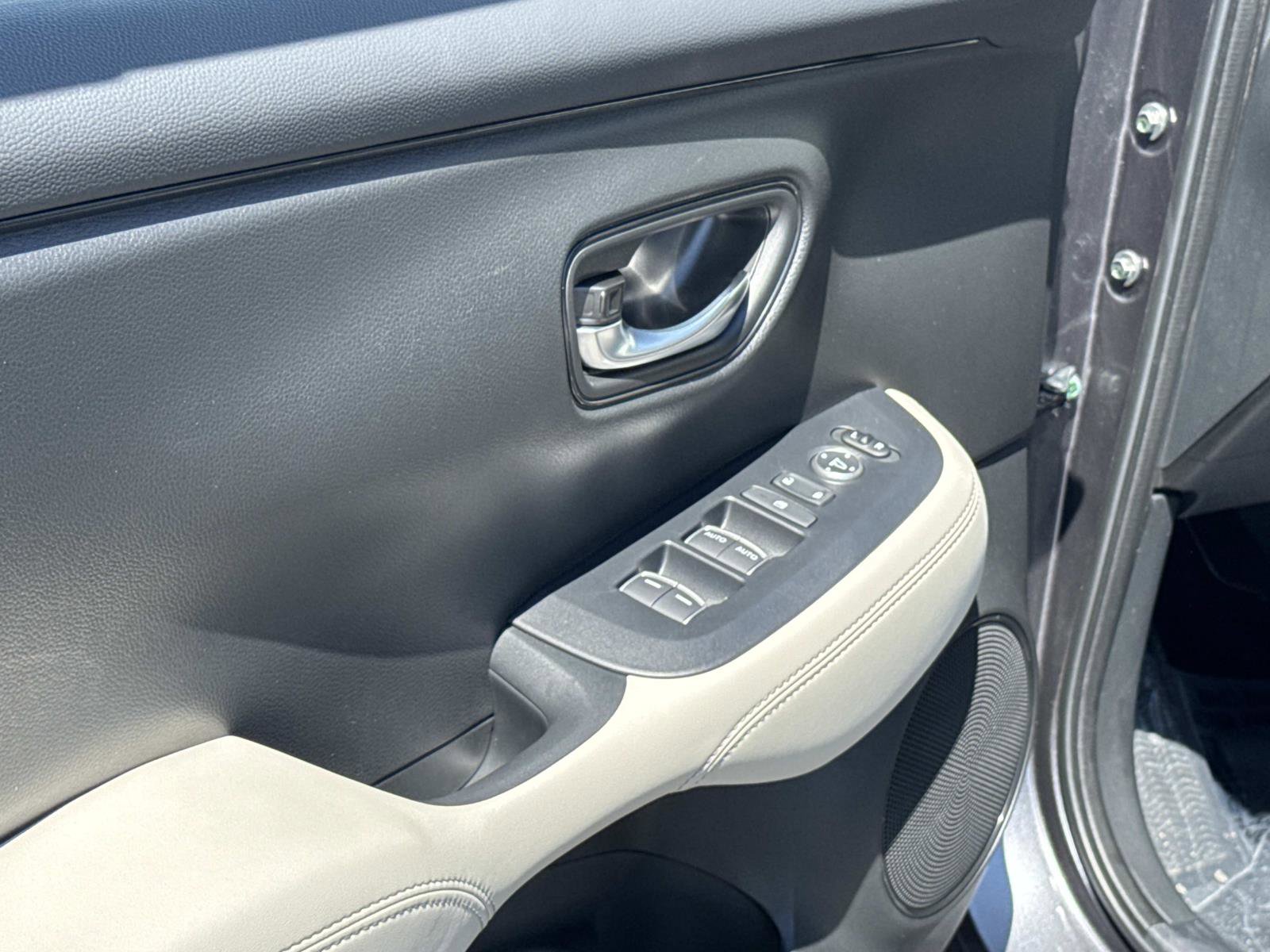 Certified 2026 Honda HR-V EX-L image 20