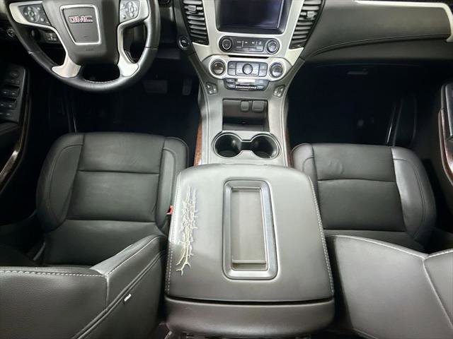 Used 2019 GMC Yukon SLT w/ Premium Edition AWD/4WD image 17
