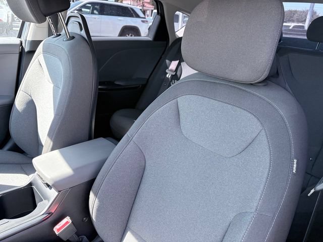 Used 2025 Kia K4 FWD image 11