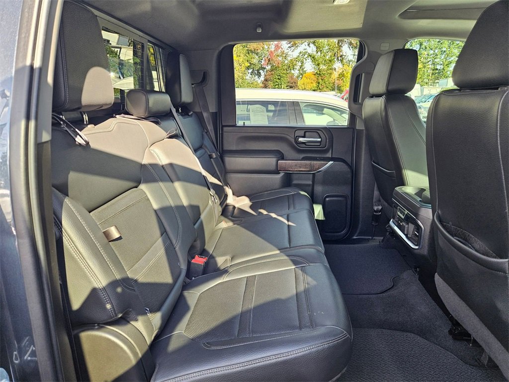 Used 2020 GMC Sierra 3500 Denali w/ Denali Ultimate Package image 16