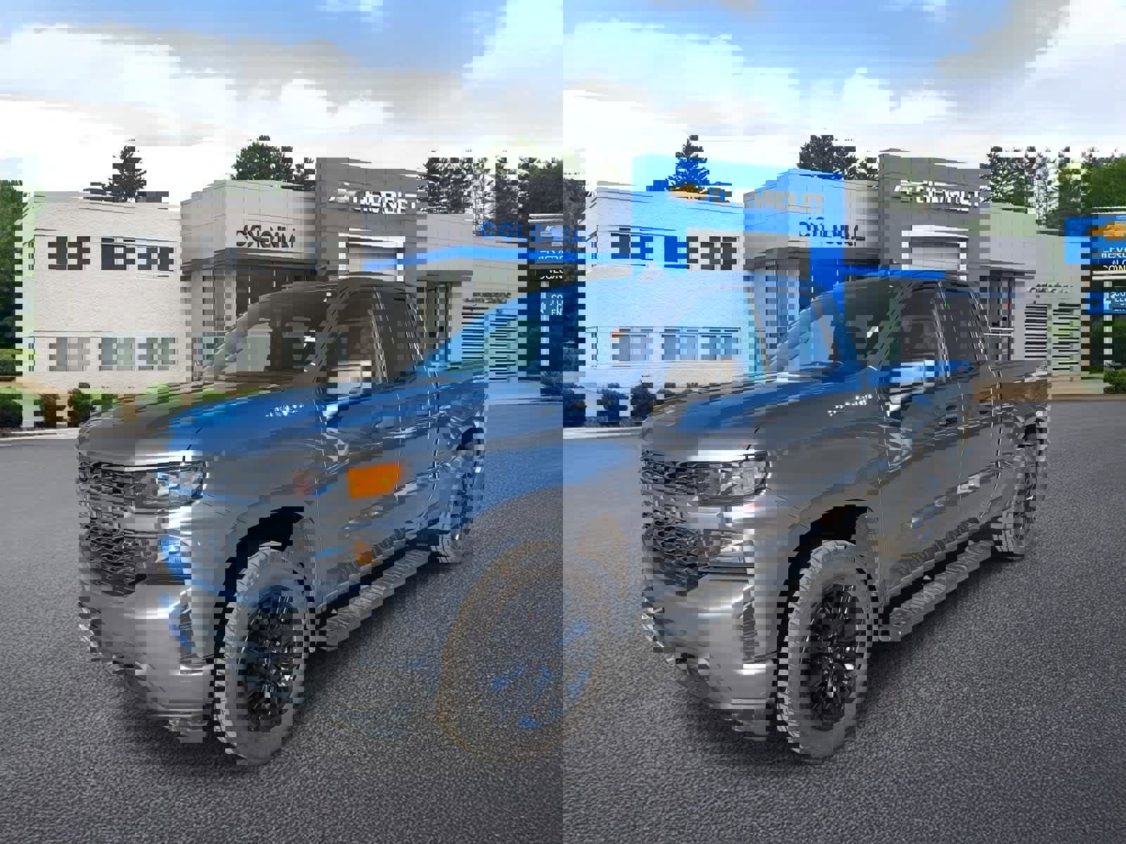 Used 2021 Chevrolet Silverado 1500 Custom image 1