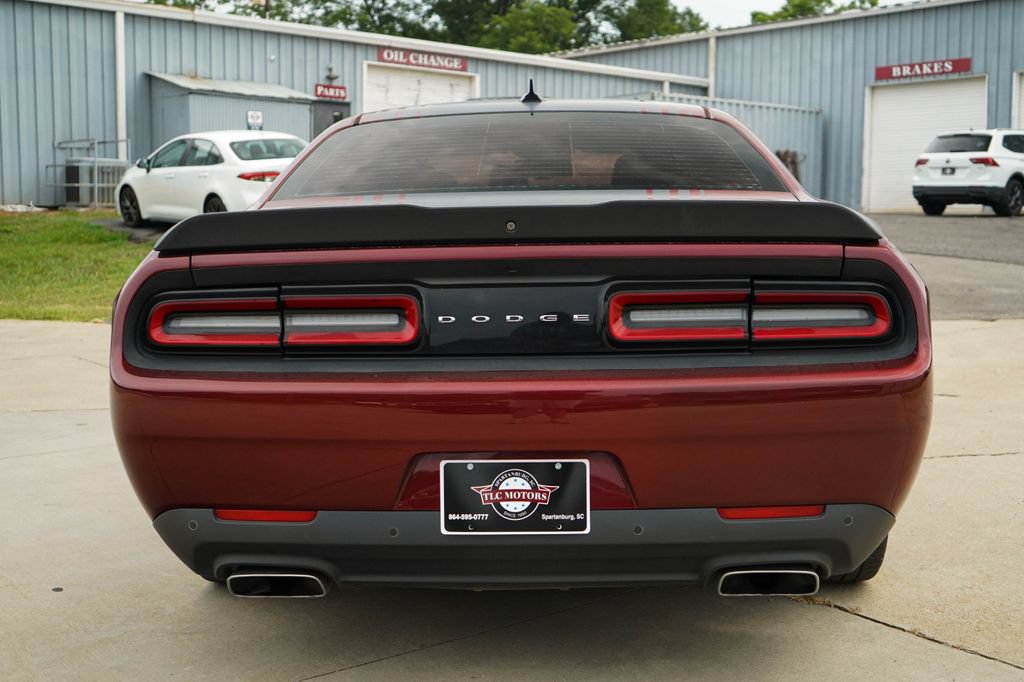 Used 2018 Dodge Challenger R/T Scat Pack RWD image 18