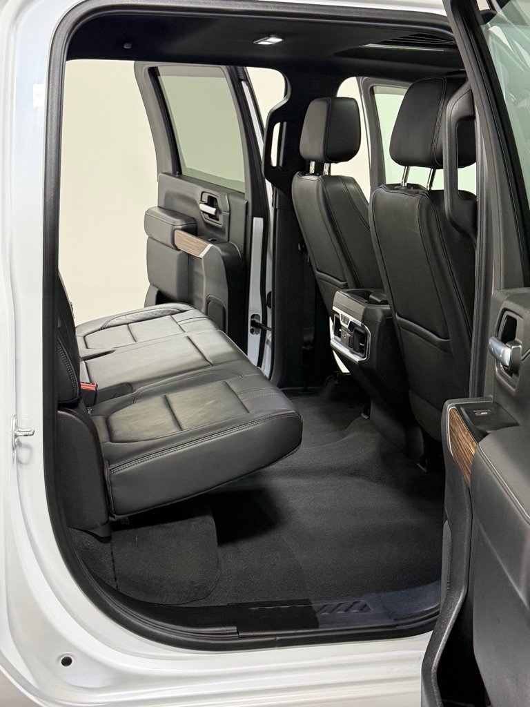 Used 2020 Chevrolet Silverado 3500 High Country w/ Z71 Off-Road Package AWD/4WD image 10
