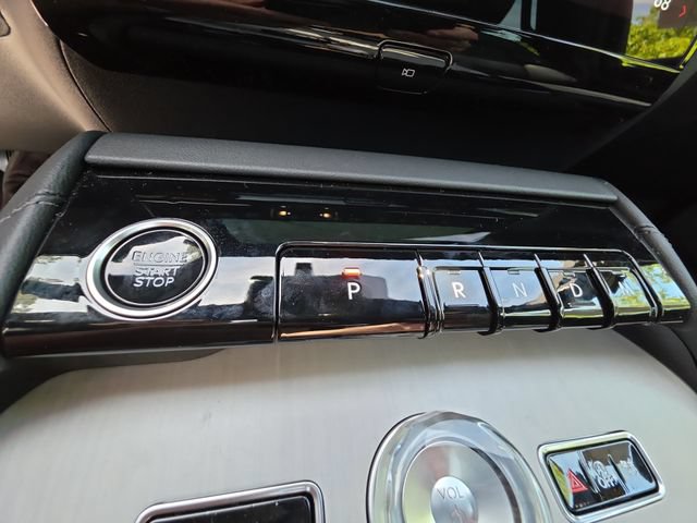 New 2025 Lincoln Navigator L Reserve w/ Jet Appearance Package AWD/4WD image 20