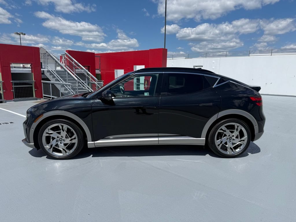Used 2024 Genesis GV60 Performance AWD/4WD image 3