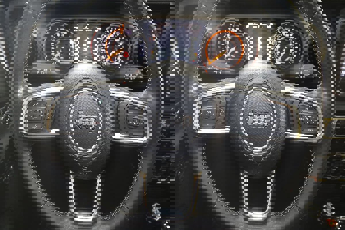 Used 2020 Jeep Gladiator Sport w/ Quick Order Package 24S image 35