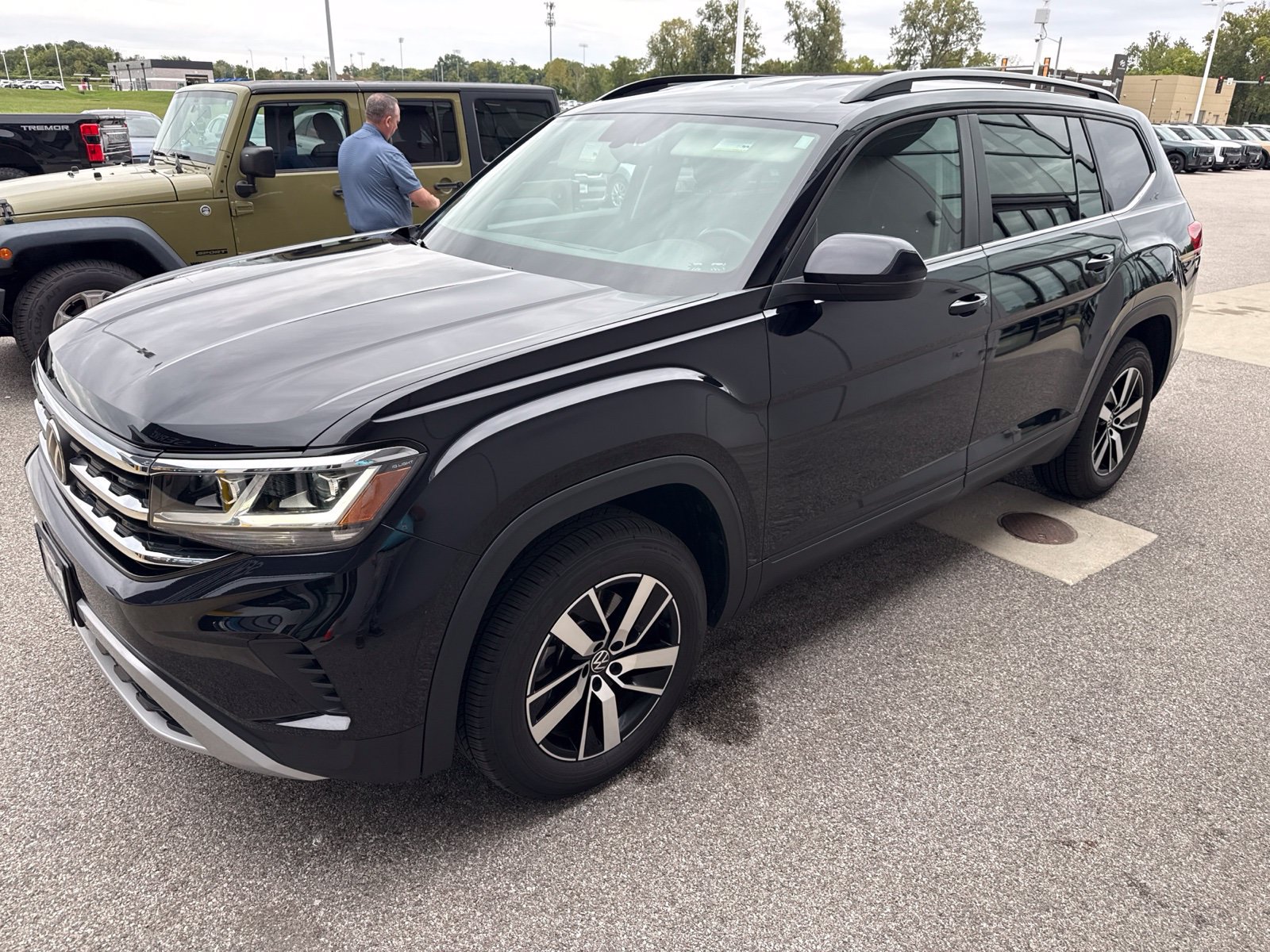 Used 2021 Volkswagen Atlas SE