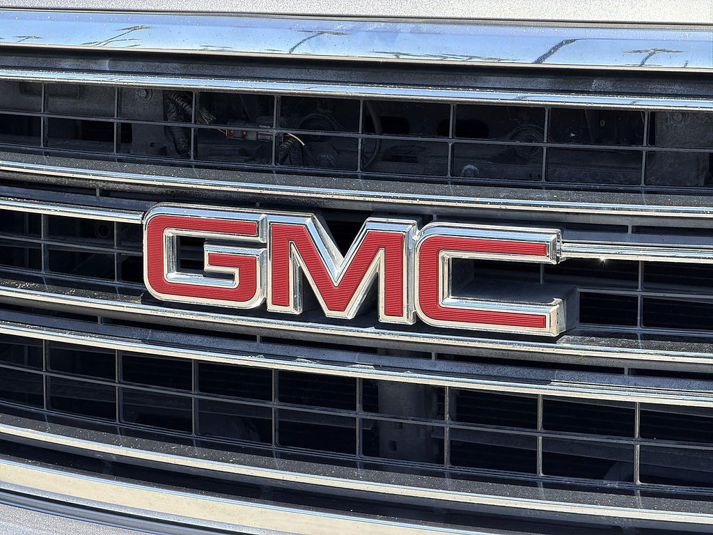 Used 2019 GMC Yukon XL SLT AWD/4WD image 30