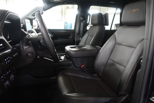 Used 2024 Chevrolet Tahoe High Country w/ Advanced Technology Package AWD/4WD image 11