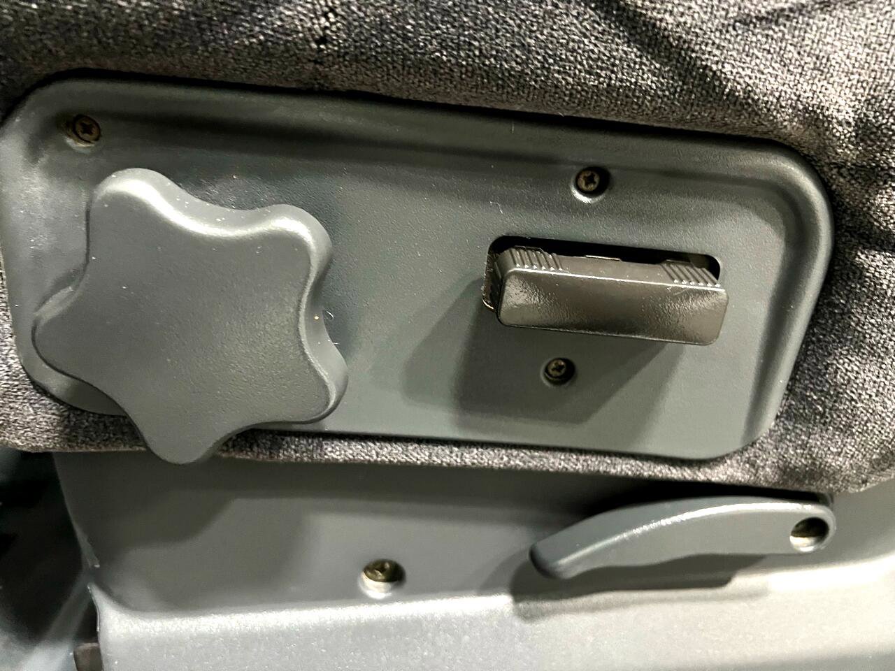 Used 2001 Chevrolet Silverado 2500 LS image 34