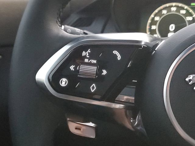 New 2024 Jaguar E-PACE R-Dynamic SE AWD/4WD image 27