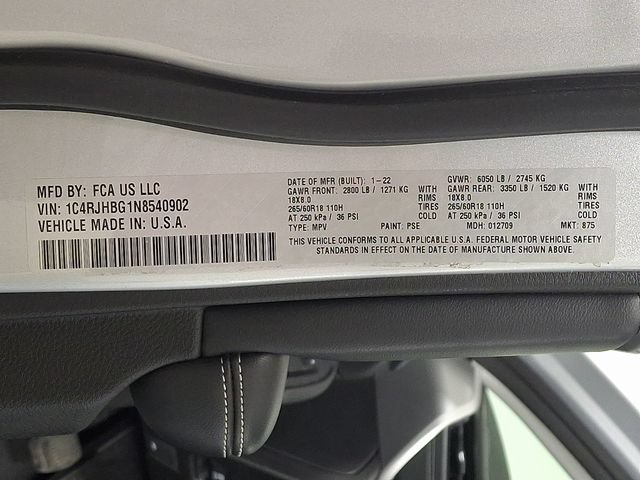 Used 2022 Jeep Grand Cherokee Limited AWD/4WD image 28