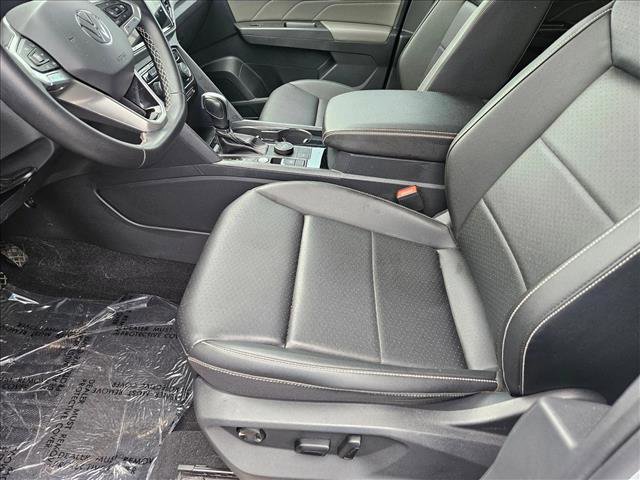 Used 2023 Volkswagen Atlas SE image 15