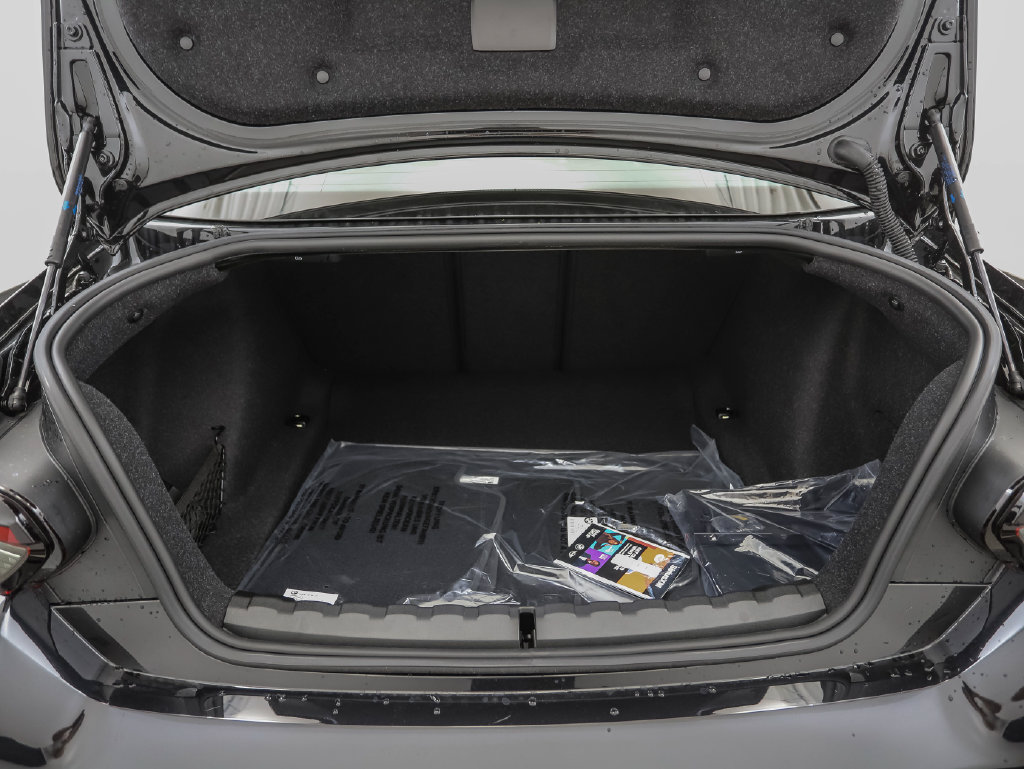 New 2026 BMW M2 w/ Carbon Package RWD image 22