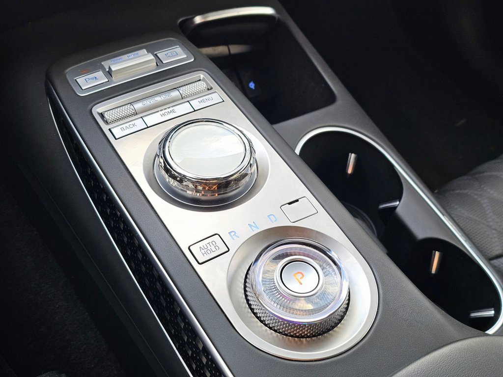 Certified 2025 Genesis GV70 3.5T Sport w/ Sport Prestige Package image 19