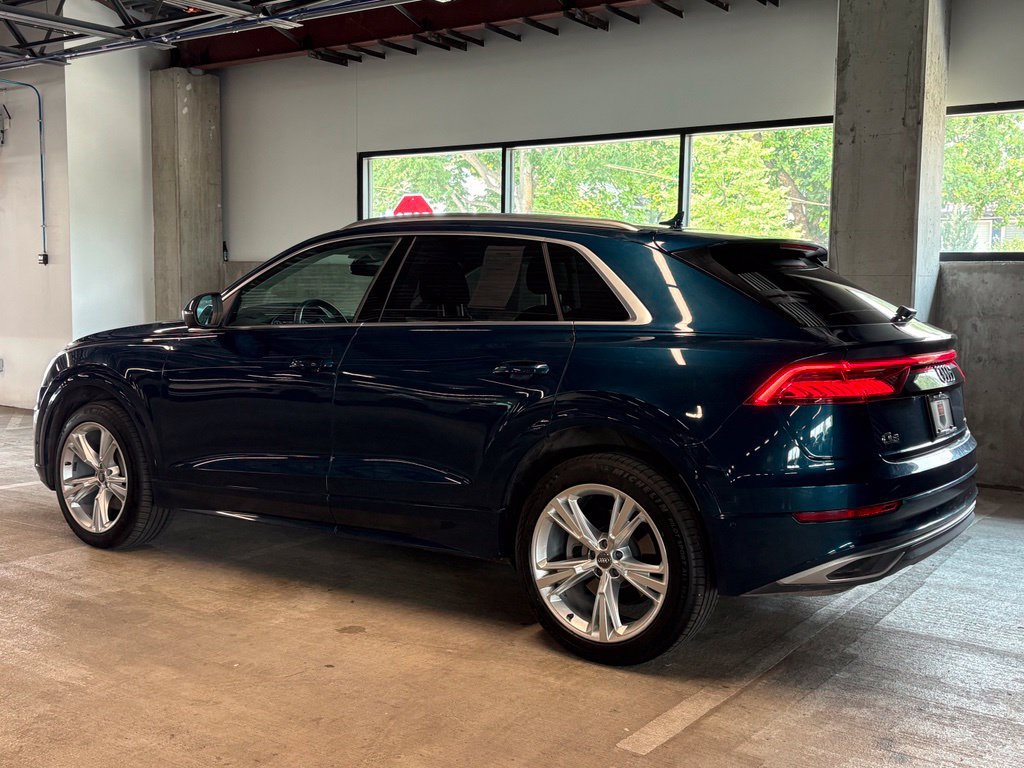 Used 2019 Audi Q8 Prestige w/ Luxury Package AWD/4WD image 2