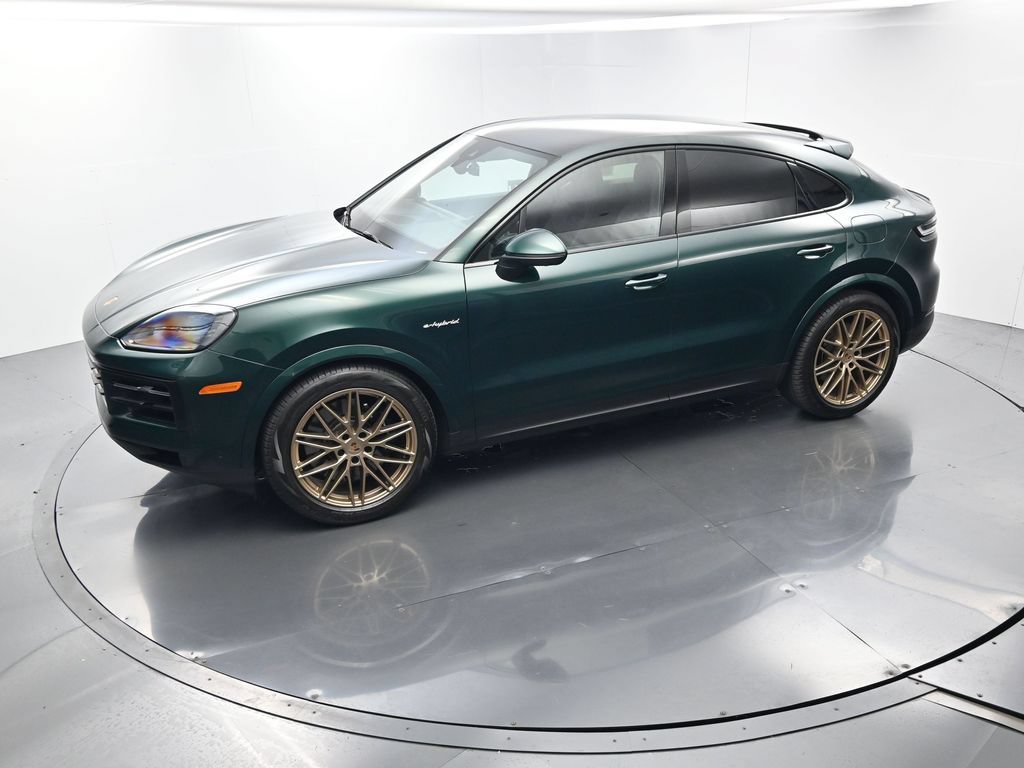 Certified 2025 Porsche Cayenne S AWD/4WD image 36