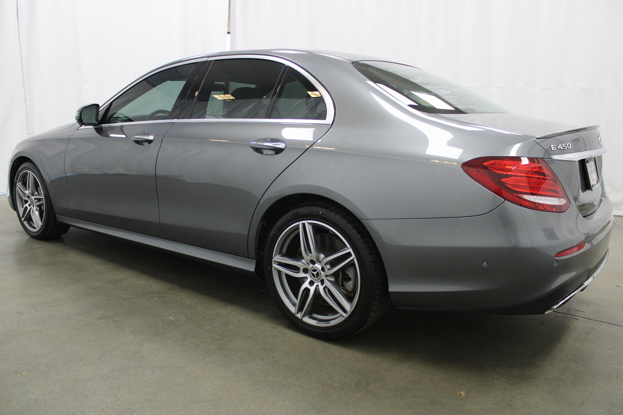 Used 2019 Mercedes-Benz E 450 4MATIC Sedan w/ Premium Package image 8