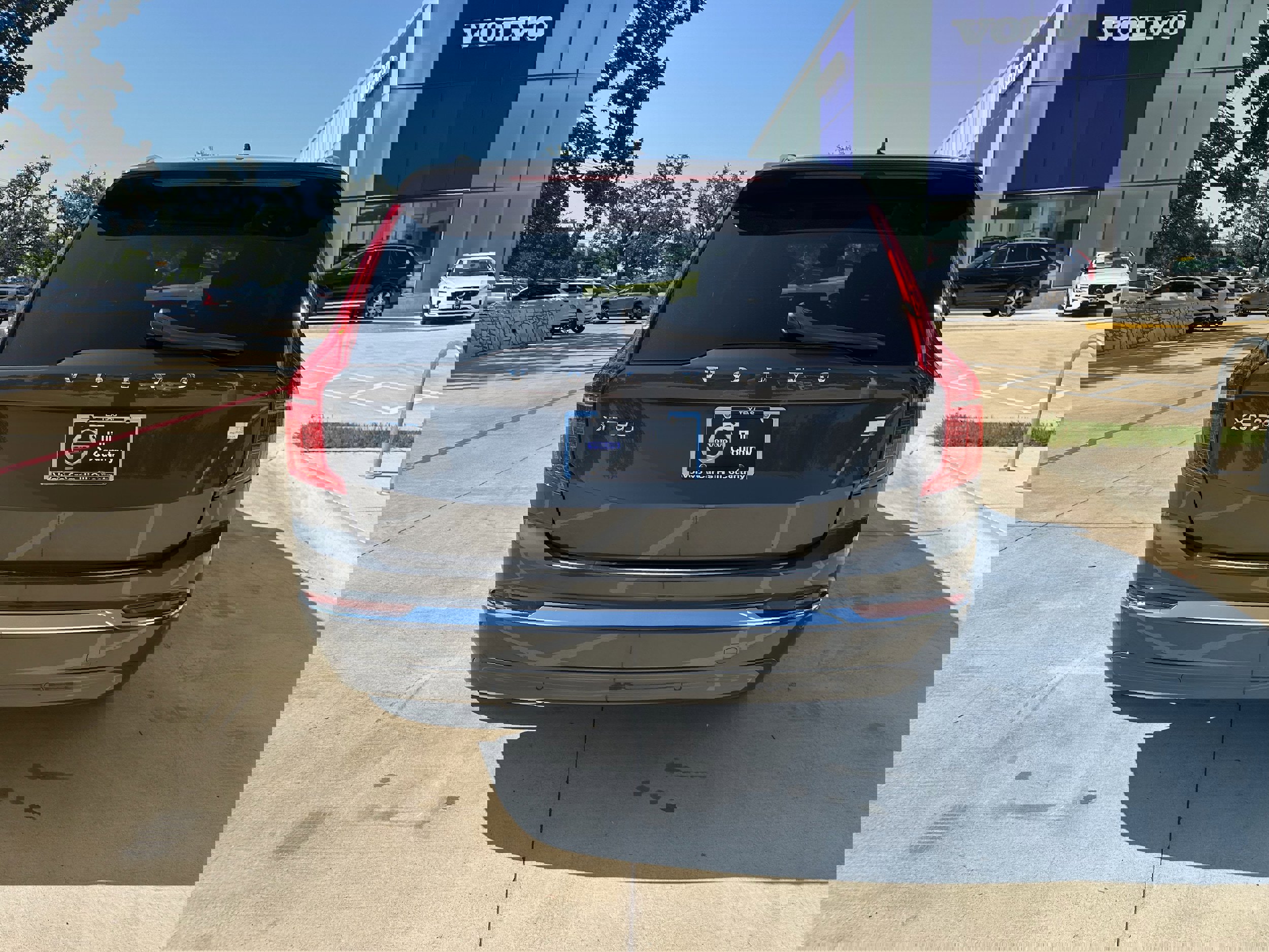 Certified 2023 Volvo XC90 T8 Plus image 5