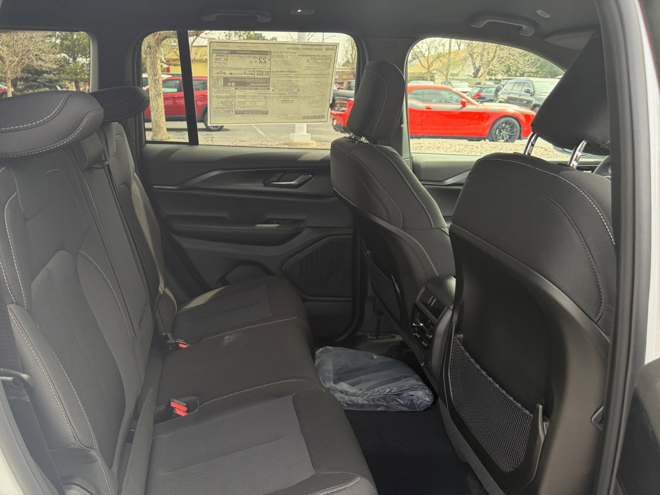 New 2026 Jeep Grand Cherokee Laredo AWD/4WD image 23