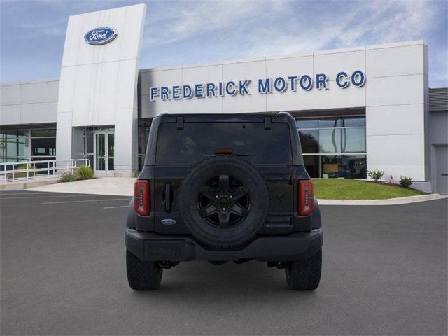 New 2025 Ford Bronco Outer Banks image 5