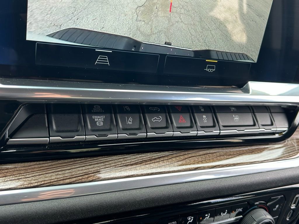 Used 2025 Chevrolet Silverado 2500 LT w/ Convenience Package image 25