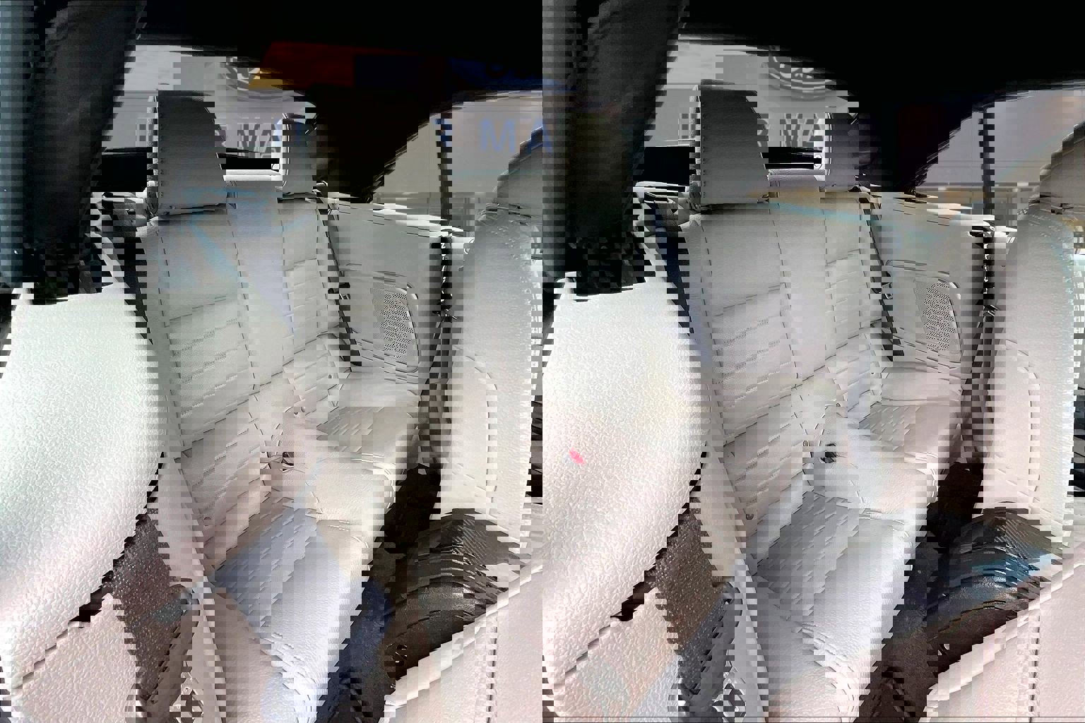 Used 2011 Ford Mustang GT Premium w/ Comfort Pkg RWD image 27