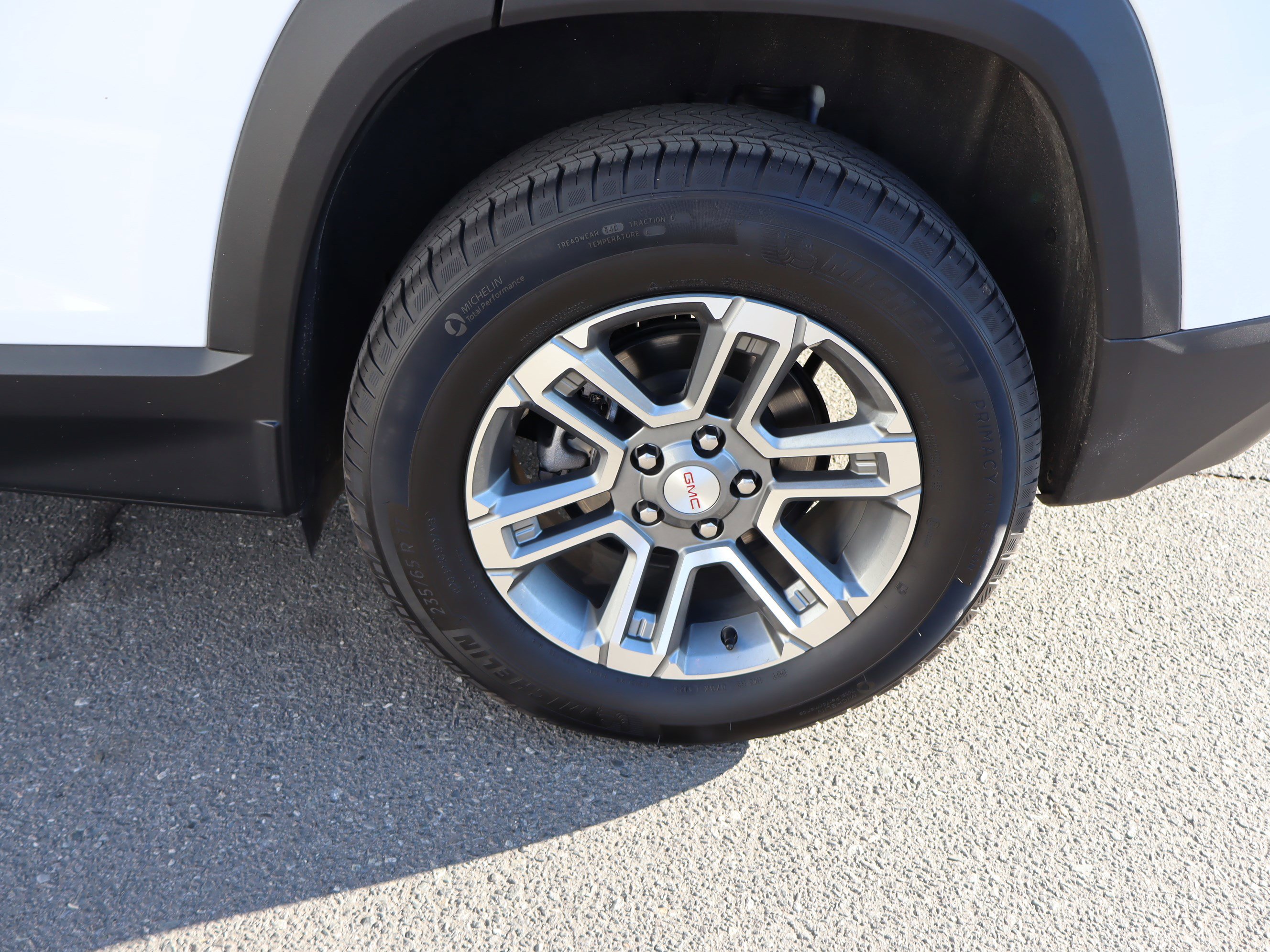 Certified 2025 GMC Terrain Elevation image 38