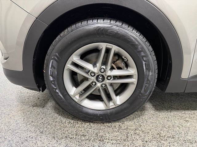 Used 2017 Hyundai Santa Fe Sport AWD/4WD image 25