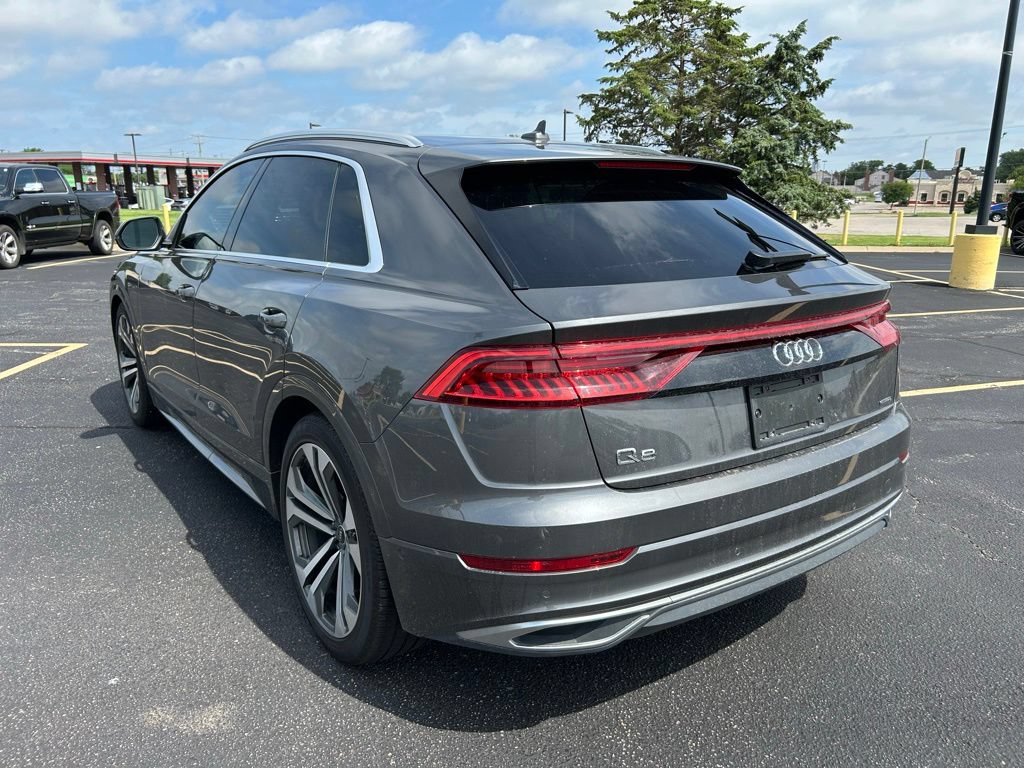 Used 2022 Audi Q8 Prestige AWD/4WD image 5