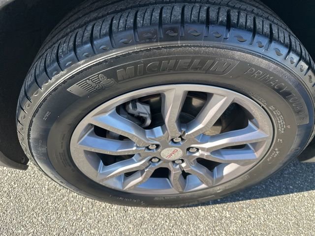 Used 2024 GMC Terrain SLT image 19