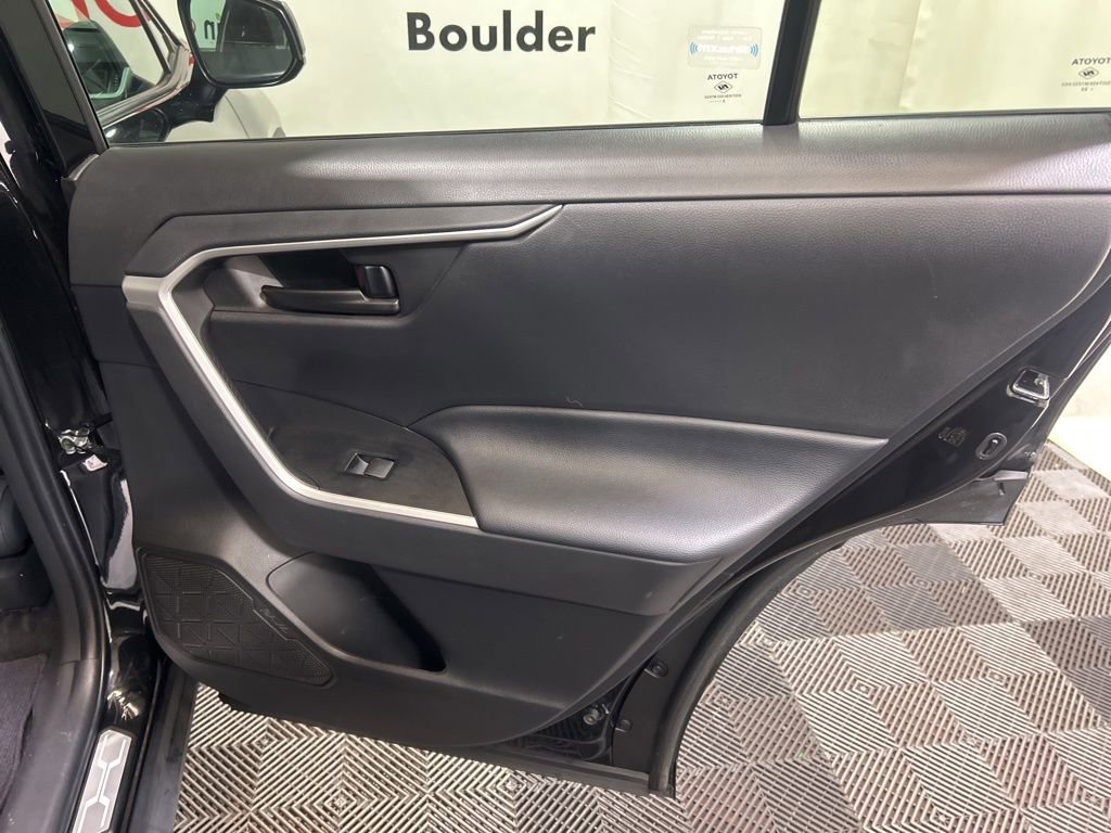 Used 2023 Toyota RAV4 LE image 14