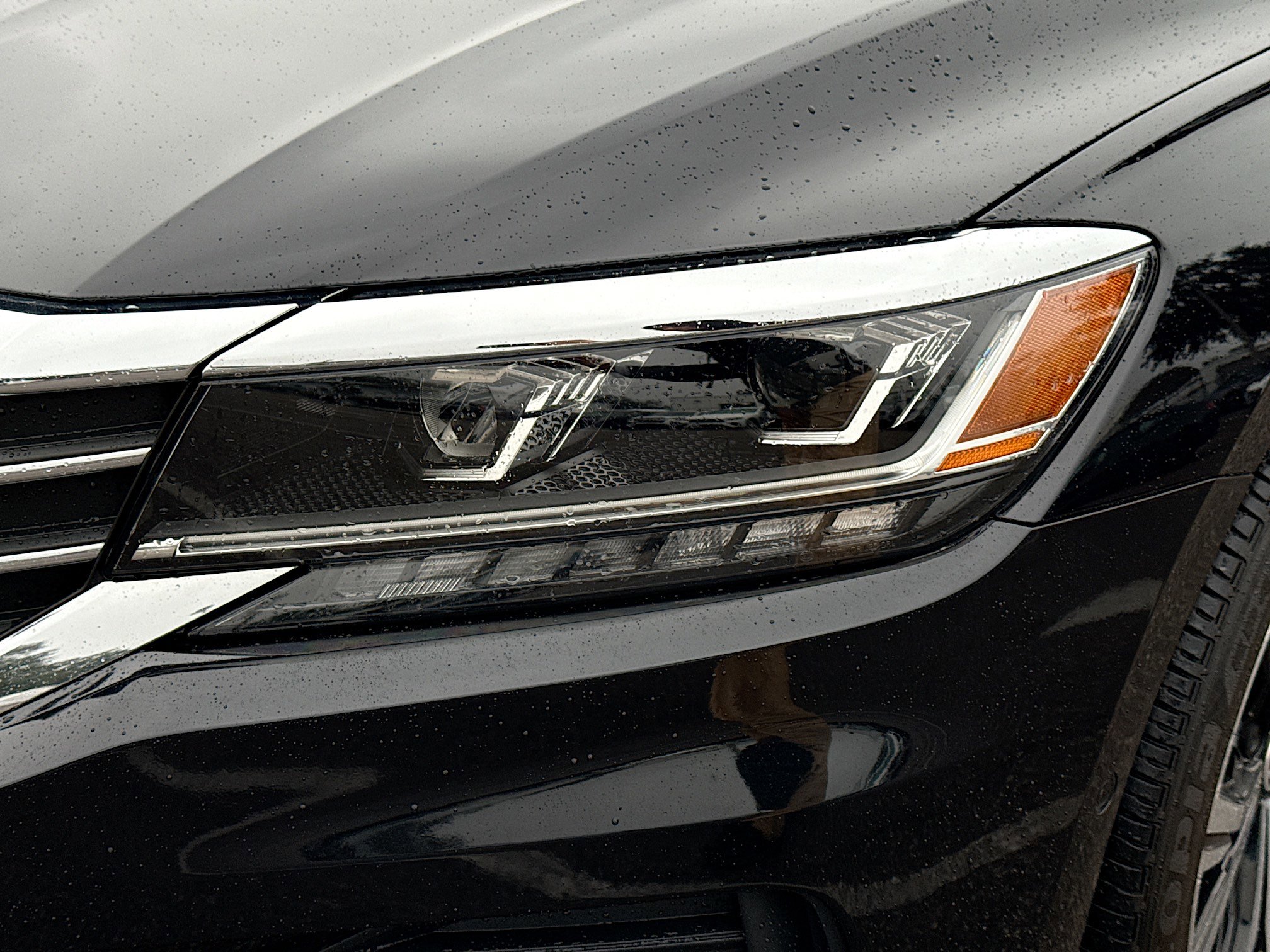 Used 2020 Volkswagen Passat 2.0T SEL image 9