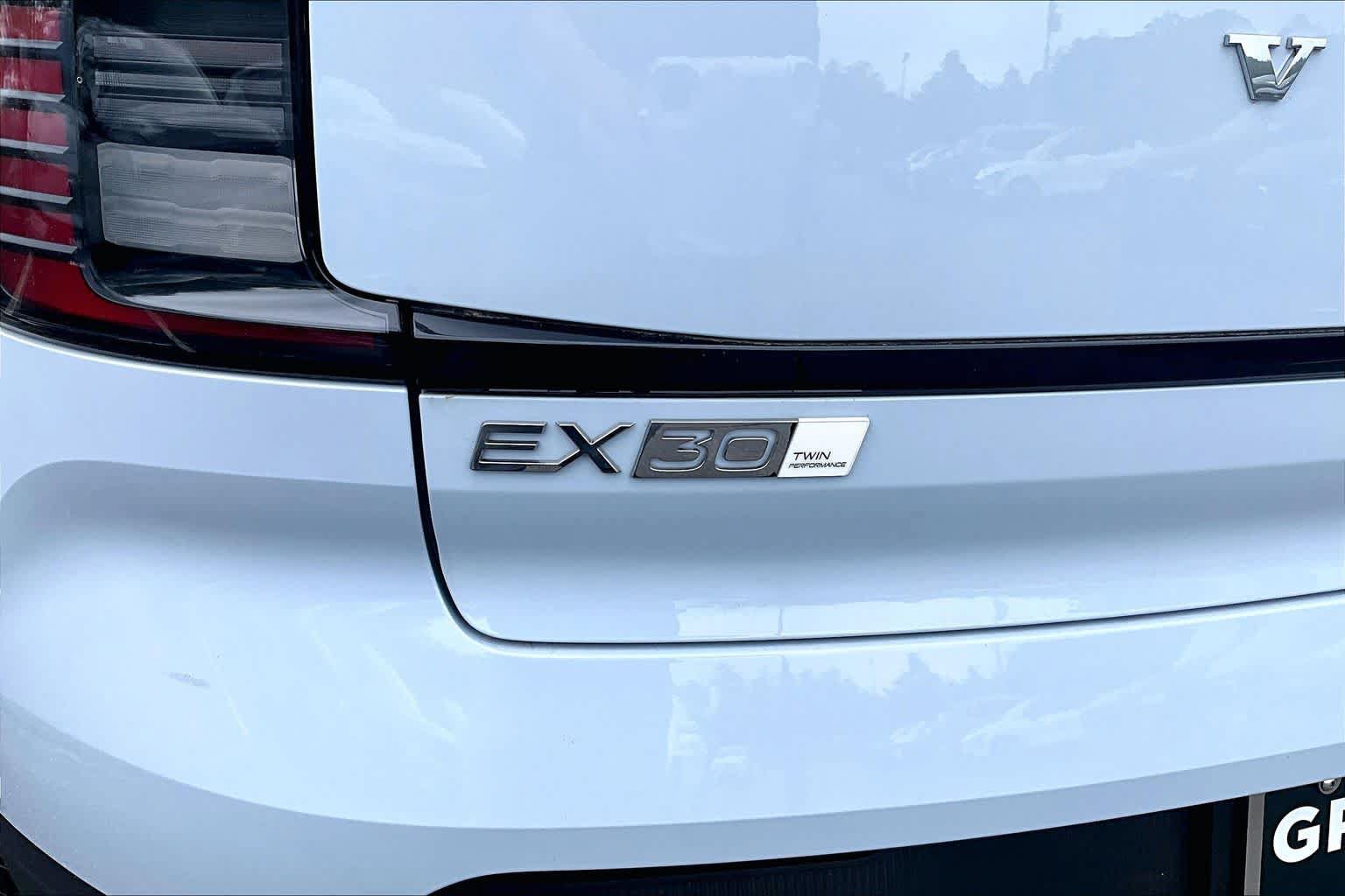 New 2026 Volvo EX30 Ultra w/ Climate Package AWD/4WD image 6