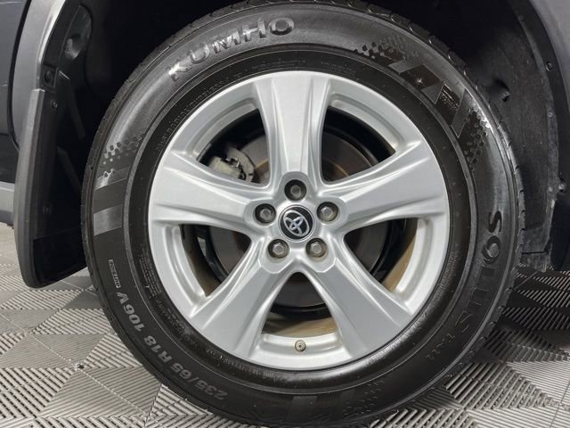 Used 2023 Toyota Highlander L image 15