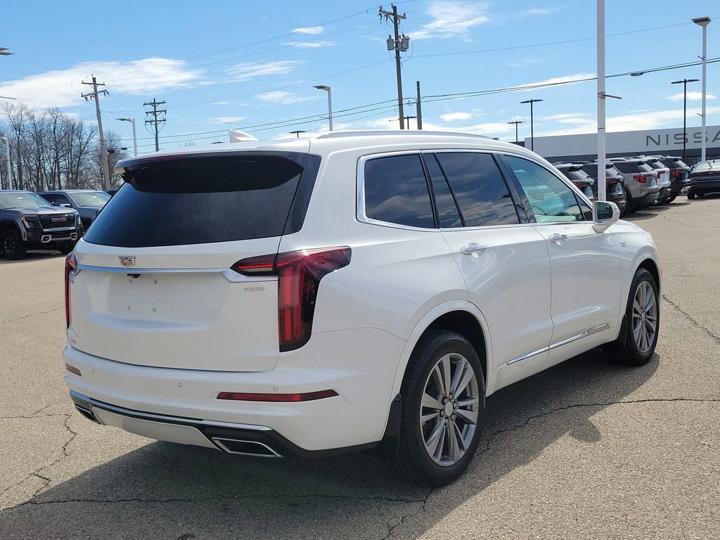Used 2020 Cadillac XT6 Premium Luxury w/ LPO, Floor Liner Package image 4
