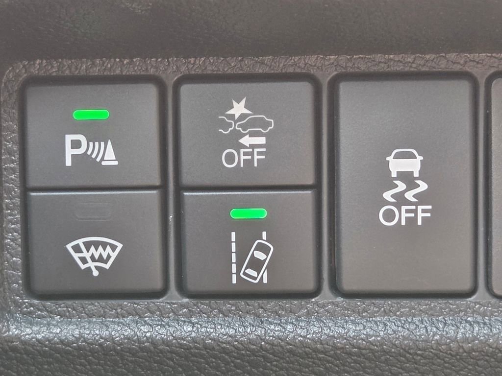 Used 2025 Honda Passport Black Edition image 18