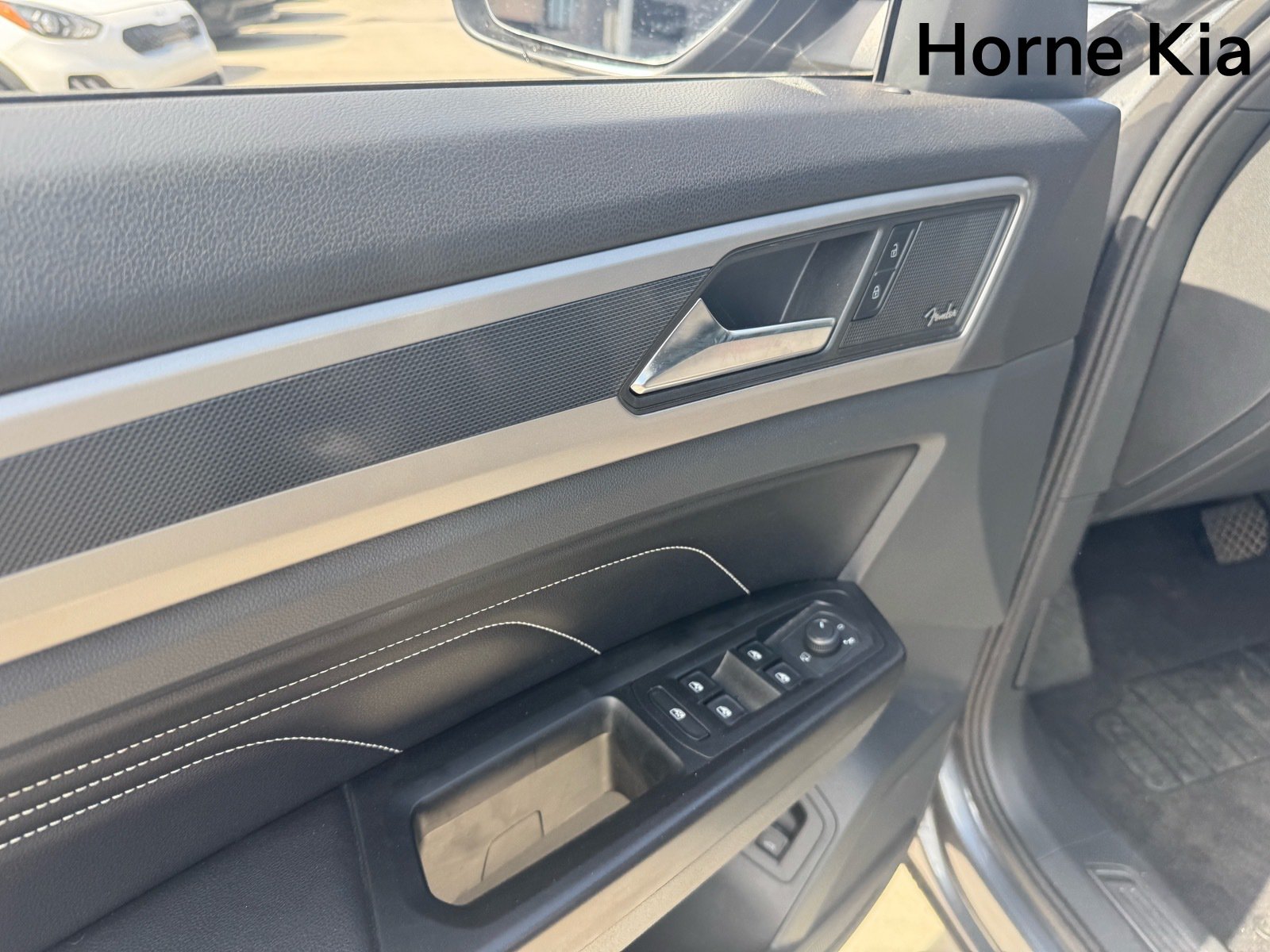 Used 2020 Volkswagen Atlas Cross Sport SEL Premium AWD/4WD image 11