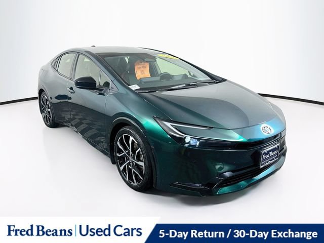Used 2025 Toyota Prius Plug-In Hybrid FWD video 1