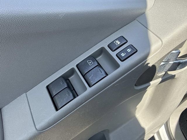 Used 2019 Nissan Frontier SV image 12