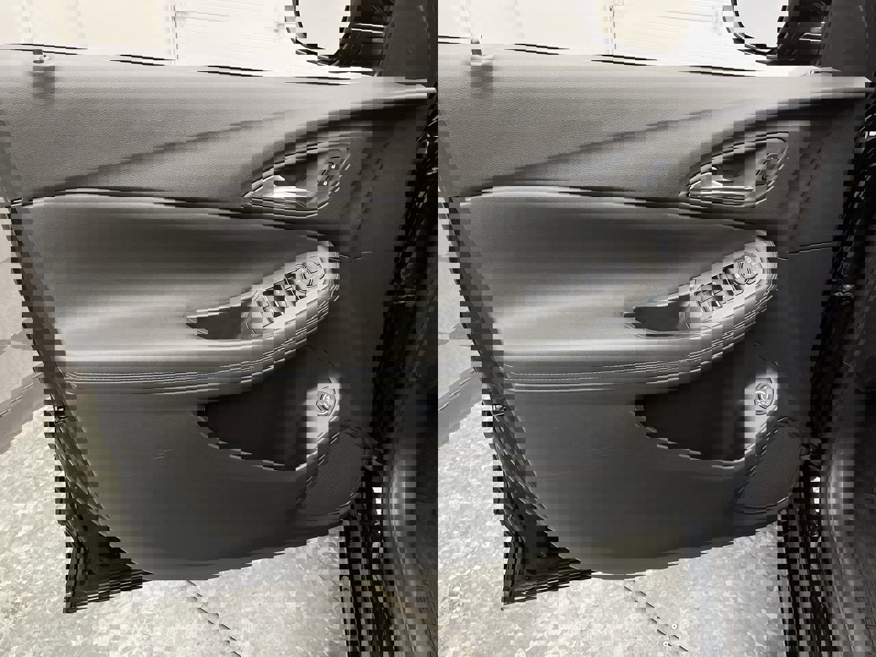 New 2025 Buick Encore GX Sport Touring w/ Advanced Technology Package image 6