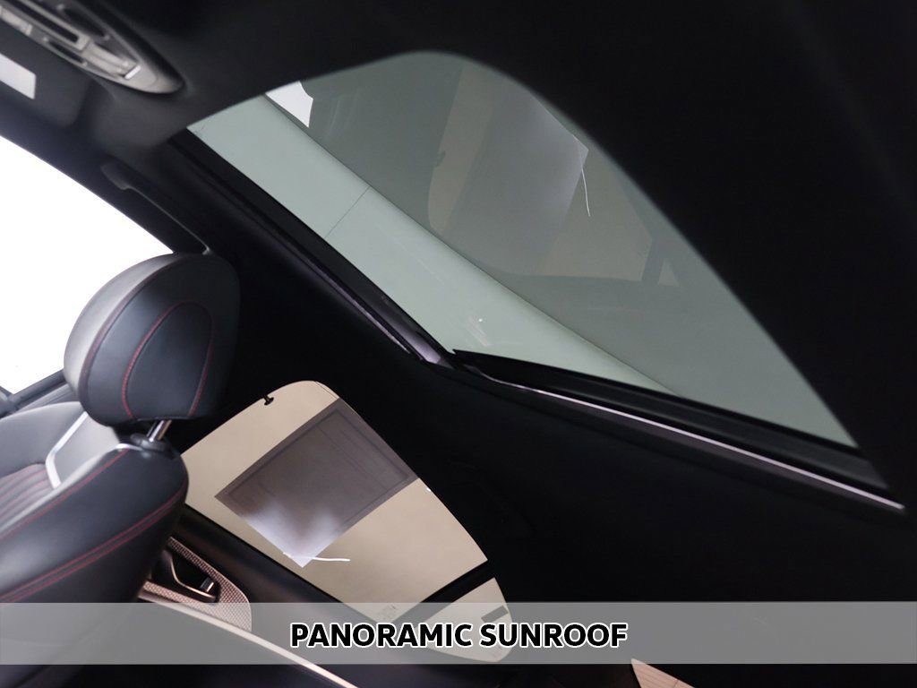 Used 2023 Genesis G70 3.3T w/ Sport Advanced Package image 4